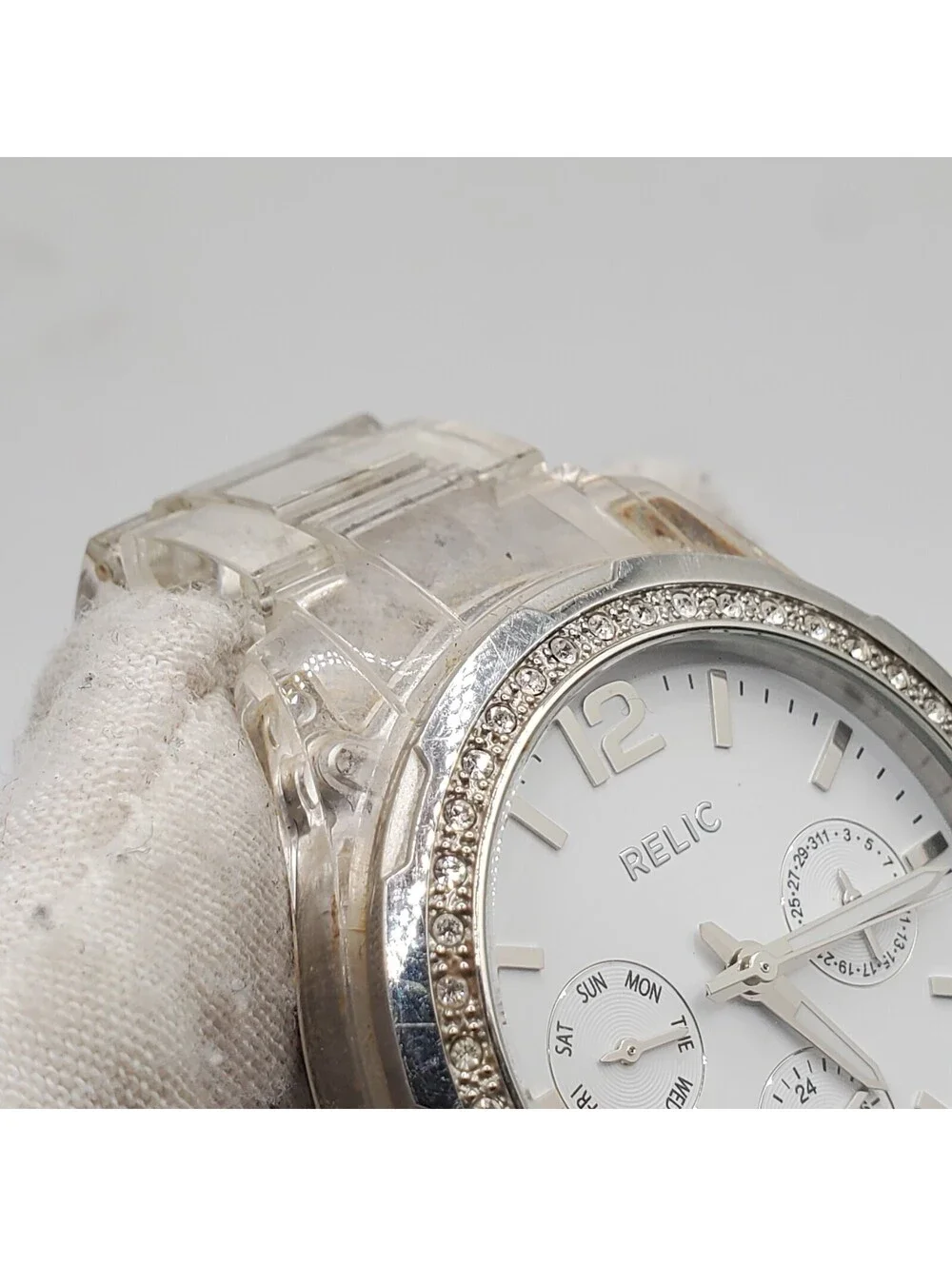 Relic Watch Women Silver Tone Multi Dial Pave Bezel Clear Band New Battery 37mm